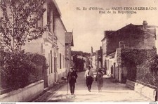 S958 - cpa 17 Ile d'Oléron, Saint Trojan les Bains, Rue de la république