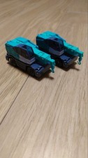 Lot de deux miniatures de