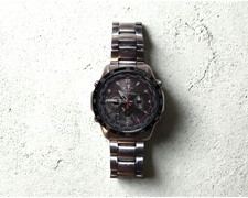 Montre solaire radio CASIO