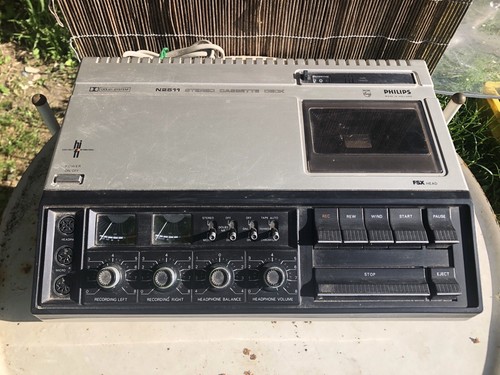 Ancien lecteur cassette - ancien,