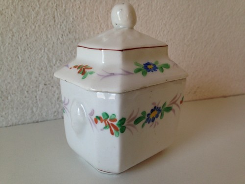 Très ancien sucrier