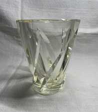 Ancien vase en cristal coloré
