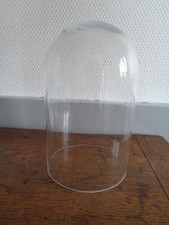 GLOBE CLOCHE EN VERRE ROND POUR PENDULE OU AUTRE H : 20 CM  D : 12 CM