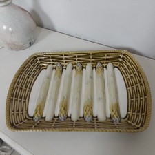 Plat à asperges en barbotine