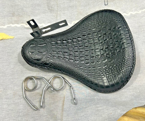 Housse selle solo cuir - de,
