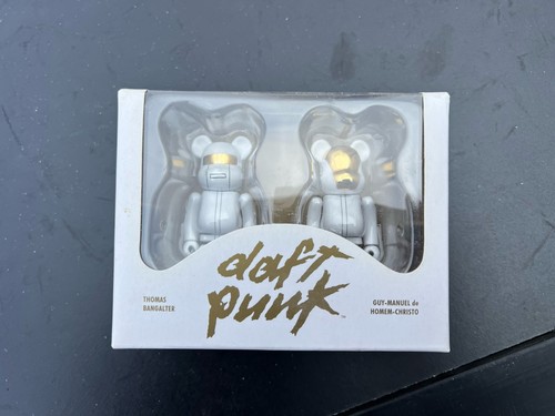 Medicom toy rbrick daft - toy,