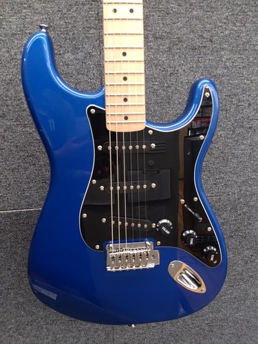 Squier aff strat - bpg, lpn