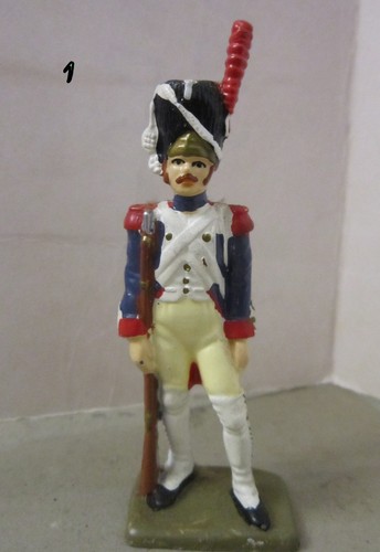 Figurine 1 starlux - 1/32,