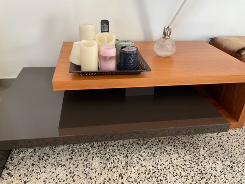 Table basse noyer laquée - et,