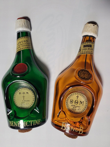 Bouteille cendriers anciens