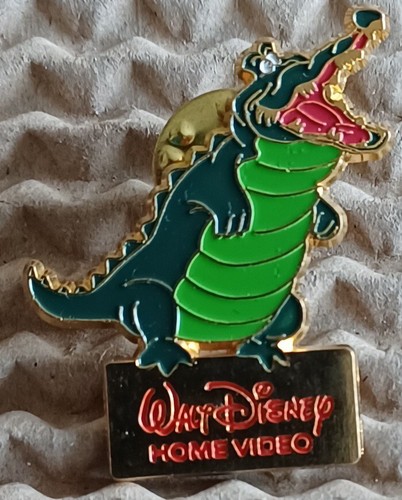 Pin walt disney home - walt,