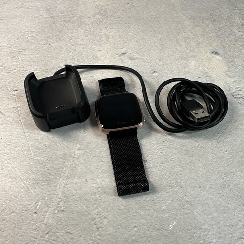 Fit bit versa smartwatch - bit,