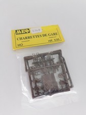 MKD 535 ÉCHELLE HO CHARRETTES