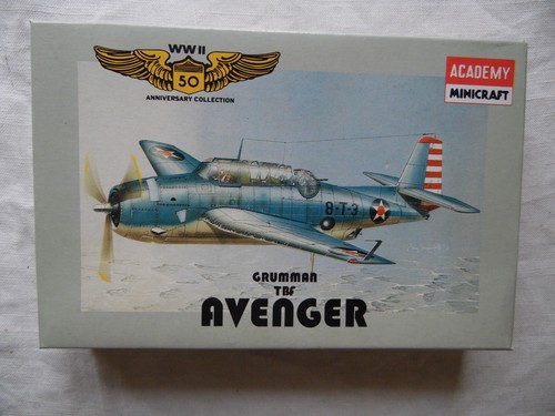 Maquette avion avenger grumman - avion,