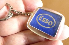 Ancien porte cle ESSO Lubrifiant Huile Station Service Garage Automobiles An.60