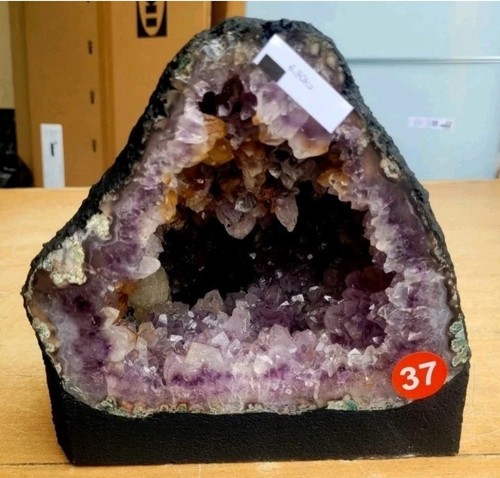 Stunning amethyst geode - stunning,