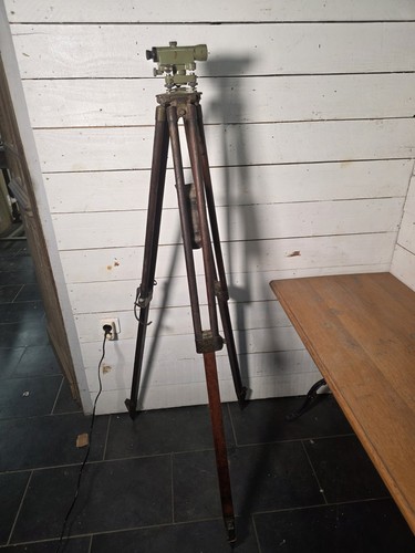 Niveau ancien wild heerbrugg - ancien,