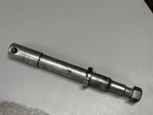 Axe roue avant harley - axe,