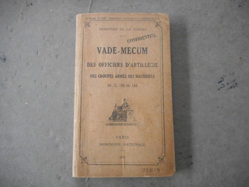 Livre sur les off artillerie - livre,