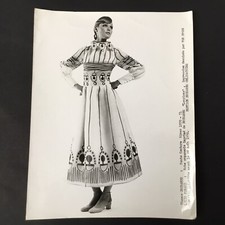 LOUIS FERAUD Lampions 1970 Photo Mode Argentique Original Photography Fashion