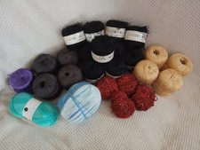 Lot de 25 Pelotes Fantaisies - Neuves ou en parfait état