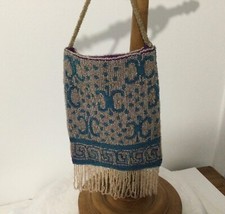 Ancien Sac brodé de Perles Aumônière Bourse
