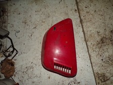 cache carter latéral Honda 125 k5  91025