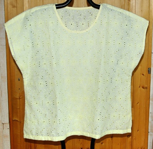 Top sans manches - manches, broderie