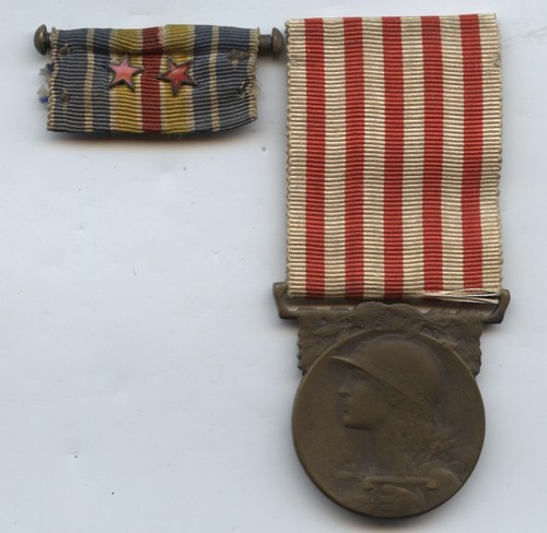 Insignes militaires a -  insignes,