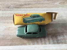 Simca Aronde DINKY TOYS n° 24