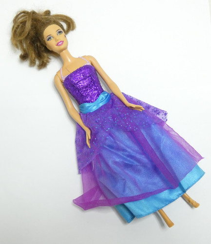 Poupee barbie avec robe - avec, soiree