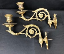 Paire d'appliques bougeoirs de