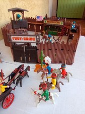 playmobil le fort UNION à finir de compléter