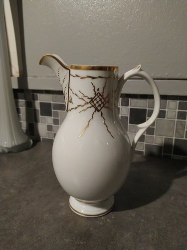 Ancien pichet pot - eau, lait