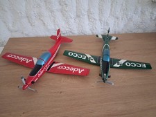 MAQUETTE bois Pilatus patrouille Adecco (sans socle)