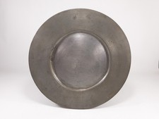 Assiette CARDINALE 1766 étain XVIIIème maître I.ARMAND Besançon