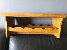 Etagère murale en bois pour bouteilles et décorations