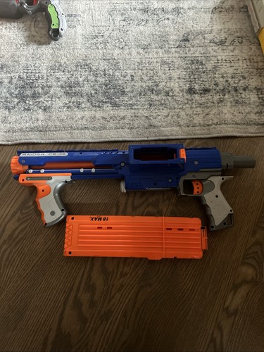 Nerf strike raider - nerf, n