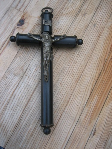 Objet religieux ancien - objet,