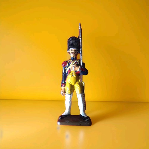 Starlux gendarme soldat - starlux,