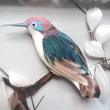 Oiseau sur une branche - , diorama