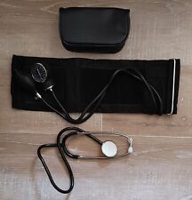 Stéthoscope Et Tensiomètre