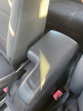 ACCOUDOIR CENTRAL POUR MERCEDES CLASE B (W245) 180 CDI (245.207) 2005 1171508