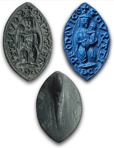 Medieval bronze shuttle seal - medieval,