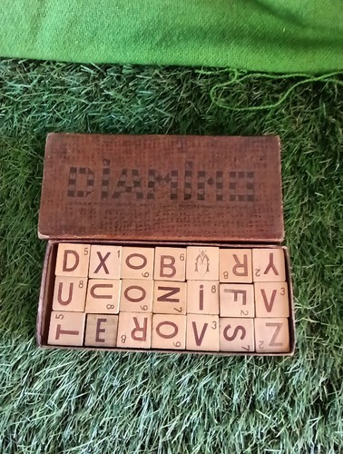 Ancien petit jeu - diamino, en
