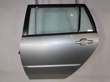 porte arrière gauche toyota