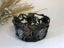 Ancien porte / dessous de