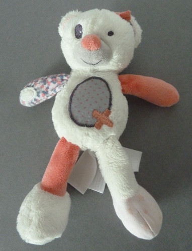 Doudou tao tape - a, l'oeil