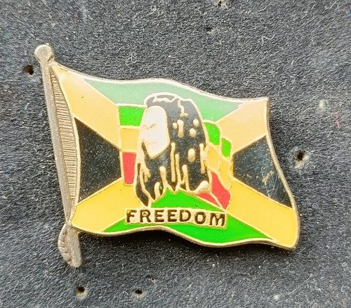 Rare pin bob - bob, reggae