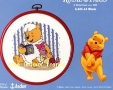 " Winnie lit une Histoire " Kit Français Pt Croix NEUF Royal Paris 6.424-14